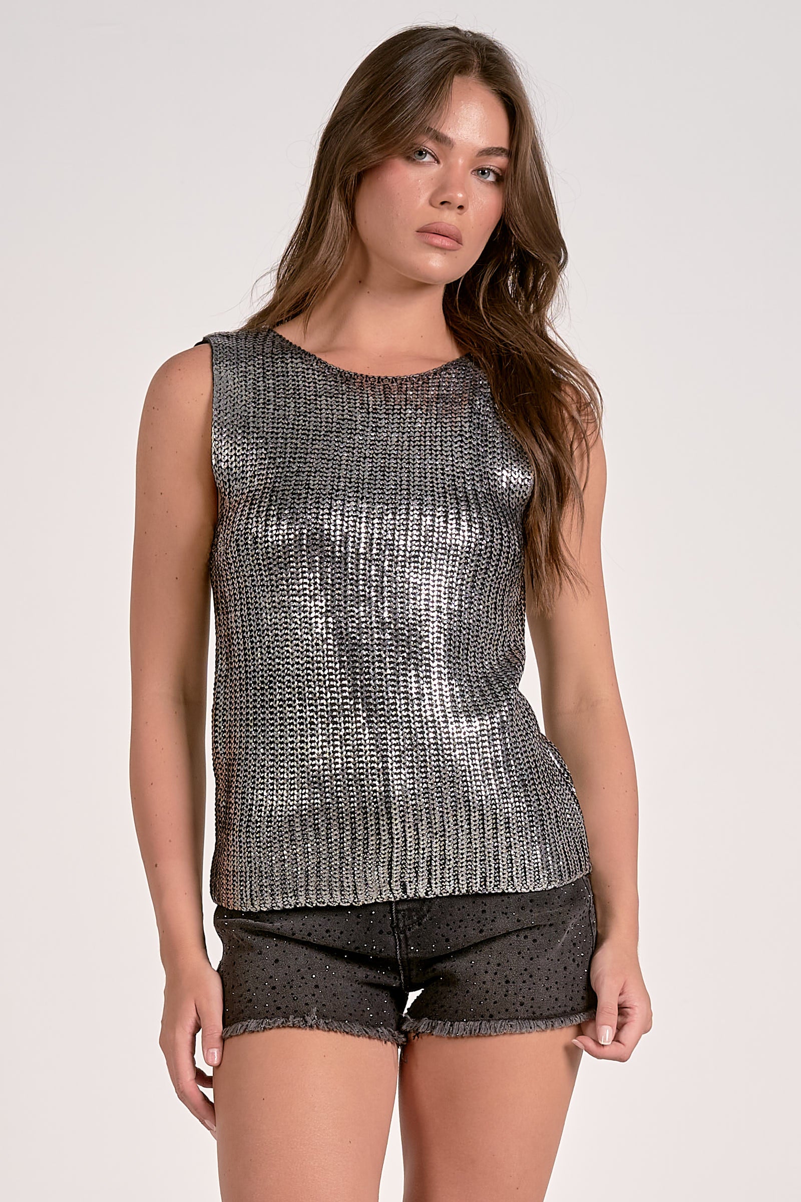 METALLIC SLEEVELESS CREWNECK SWEATER IN SILVER FRONT VIEW
