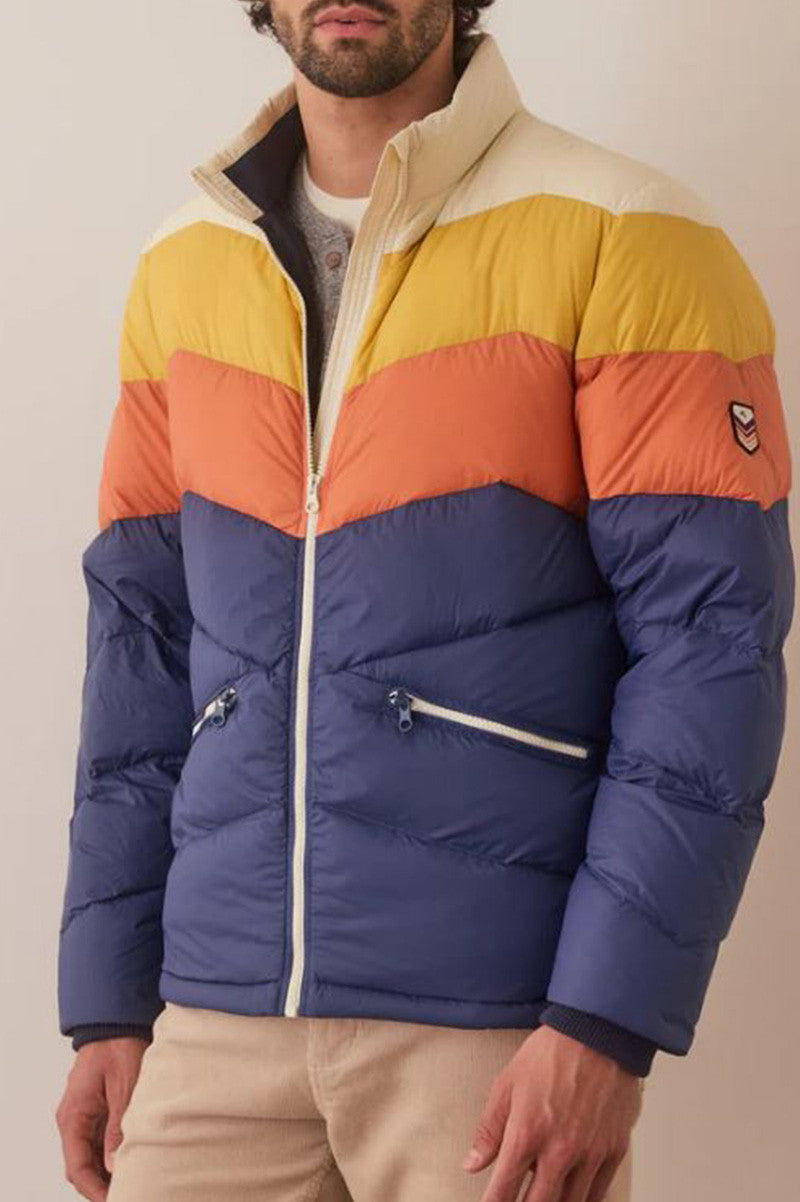 Colorblock puffer jacket in blue orange front view