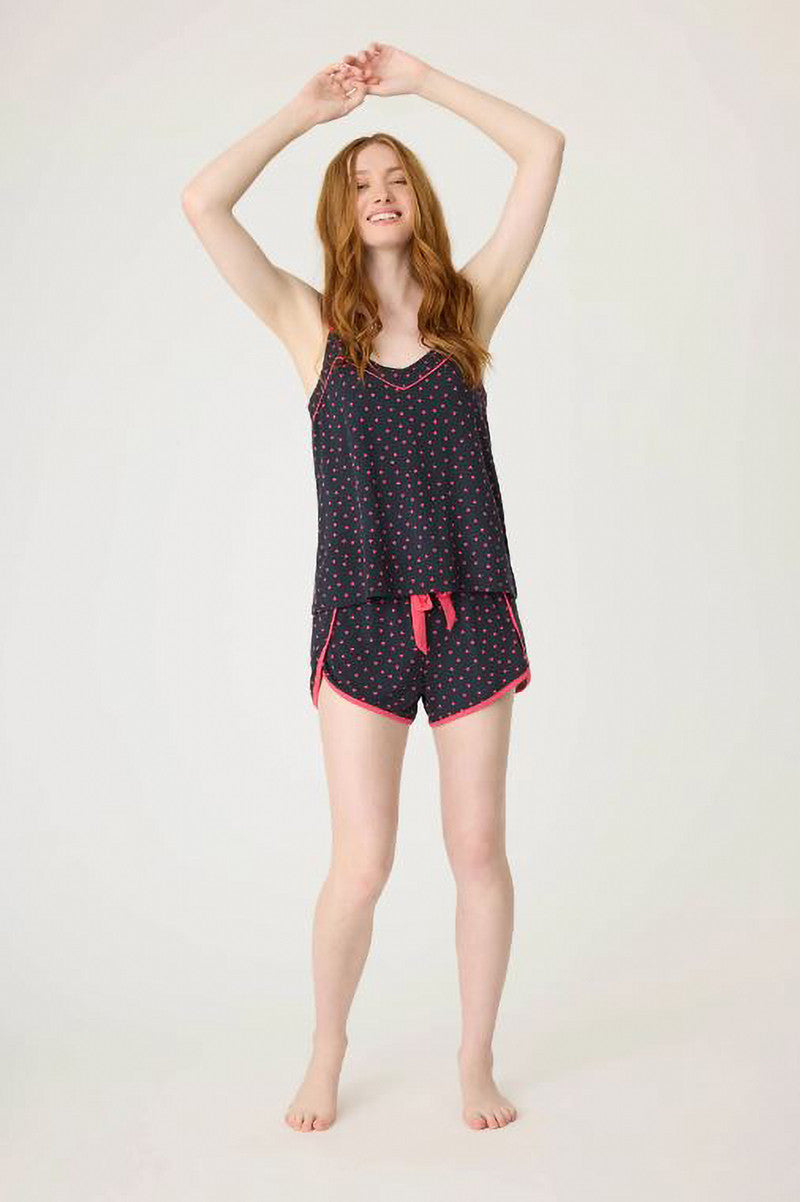 Sweet dream short in black with red hearts style view