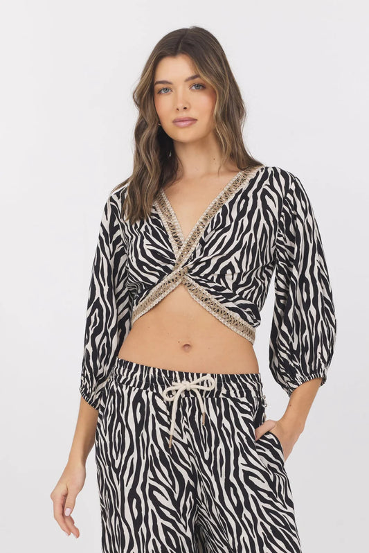 ANIMAL PRINT TWIST FRONT TOP IN SAVANNA FRONT VIEW