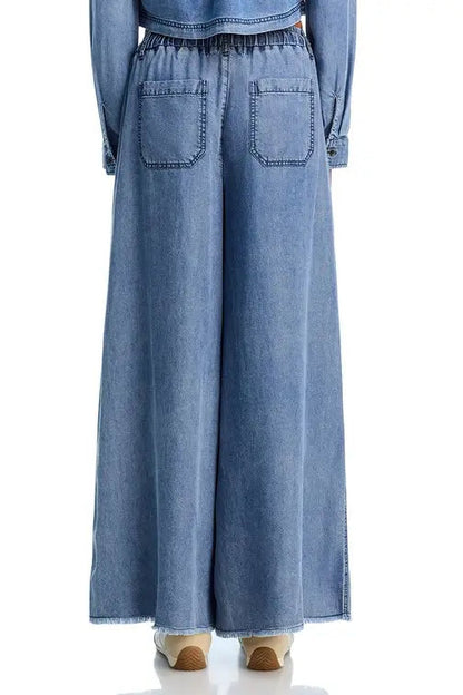 TENCEL wide-leg denim pant with patch pockets and gathered elastic waistband
