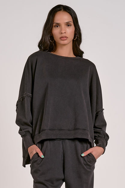 OVERSIZED CREWNECK SWEATSHIRT IN BLACK FRONT VIEW