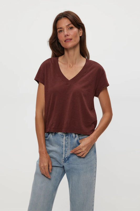 HARLAN CROPPED V-NECK TEE IN ESPRESSO FRONT VIEW