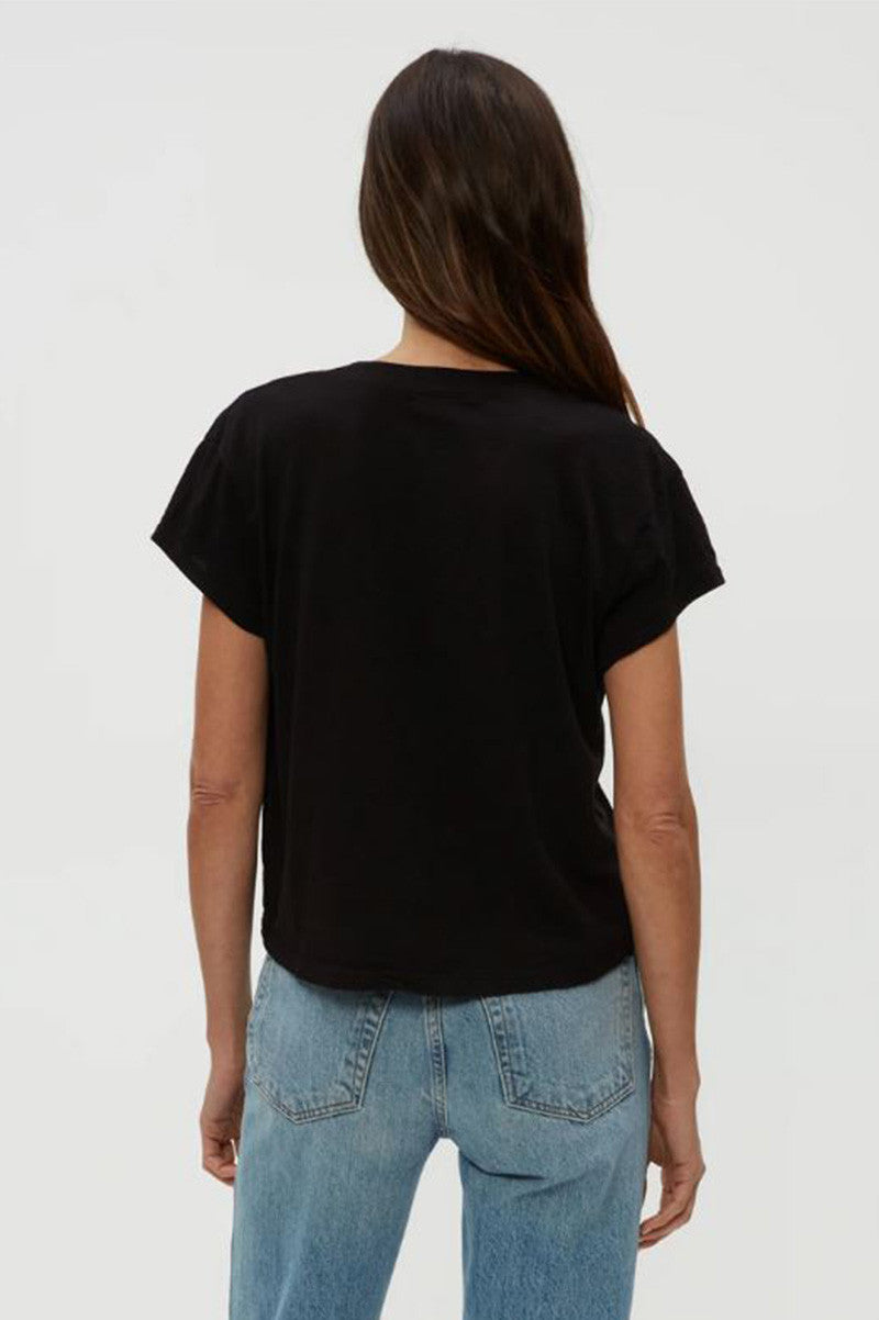 Harlan cropped vneck tee in black back view
