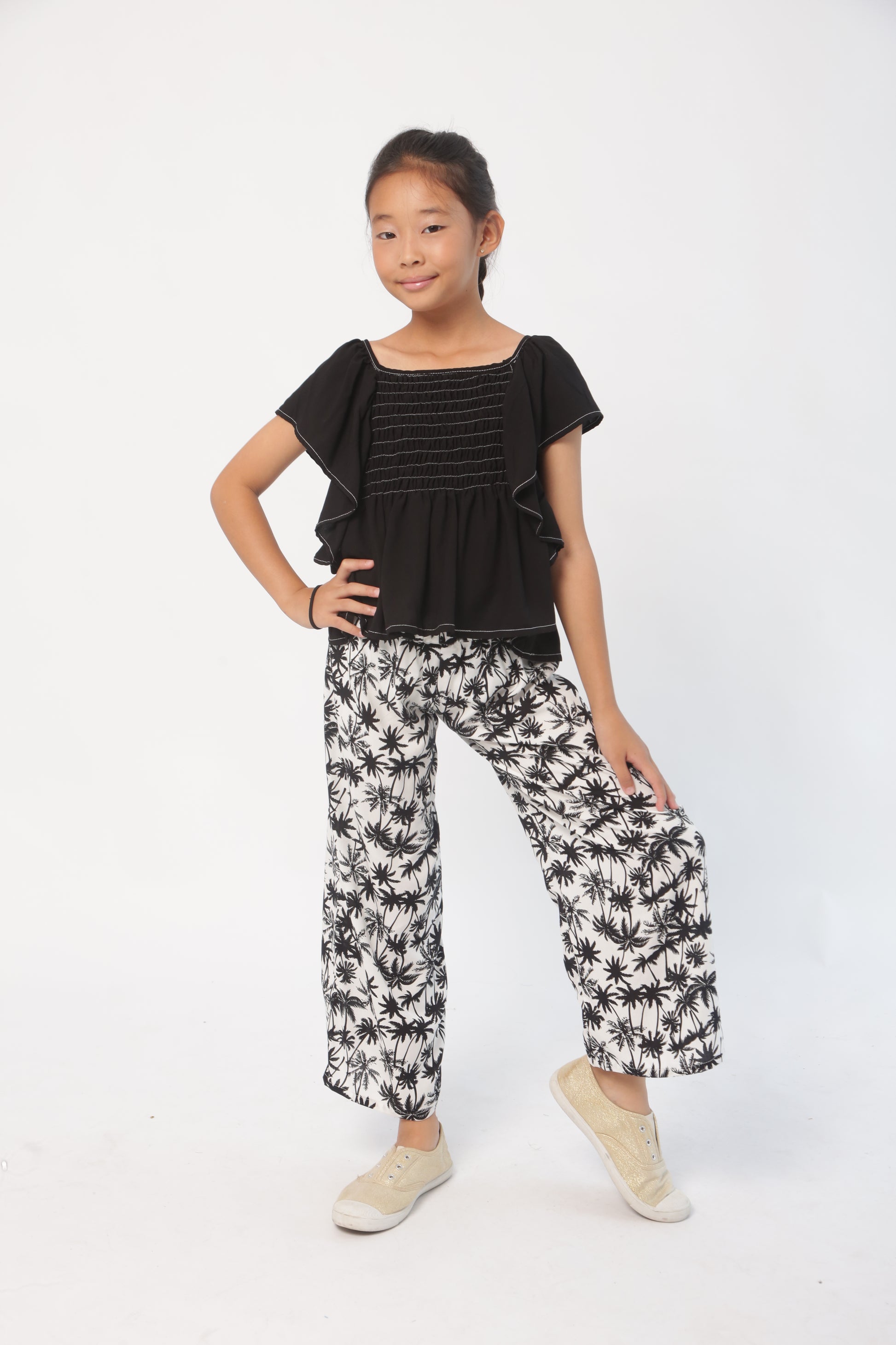 Arden pant with top in white and black 
