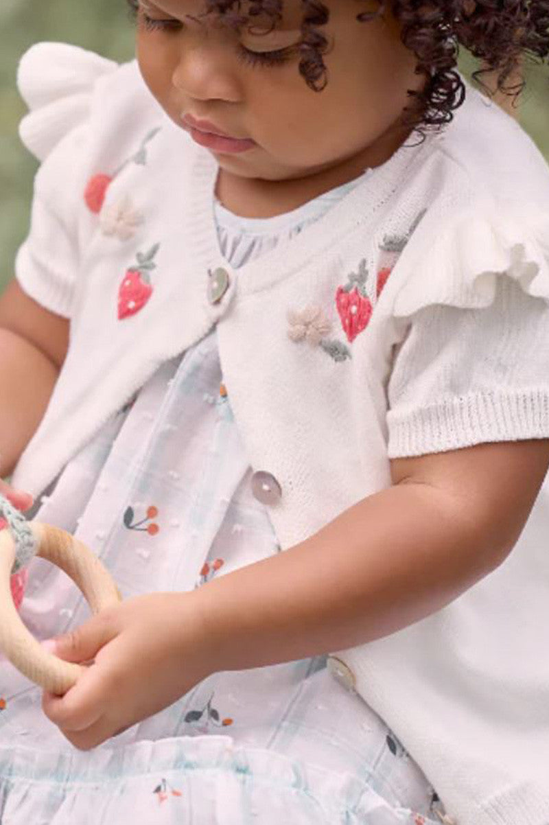 Strawberry flutter sleeve emb cardigan in white style view