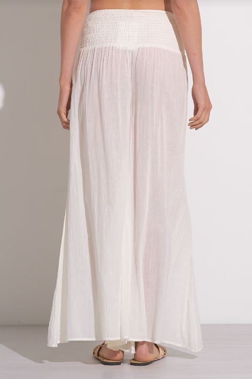 Palazzo pants in white back view