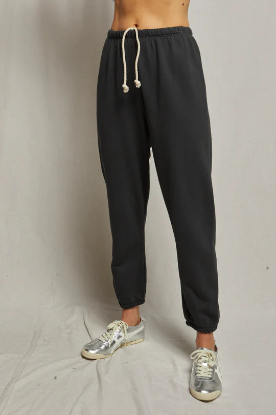 Johnny french terry sweatpant in vintage black front view