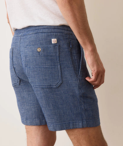 Saturday beach short 6" in navy texture back view