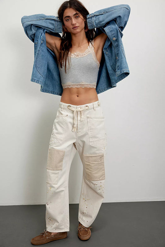 MOXIE PULL ON BARREL JEANS IN WHITE FRONT VIEW