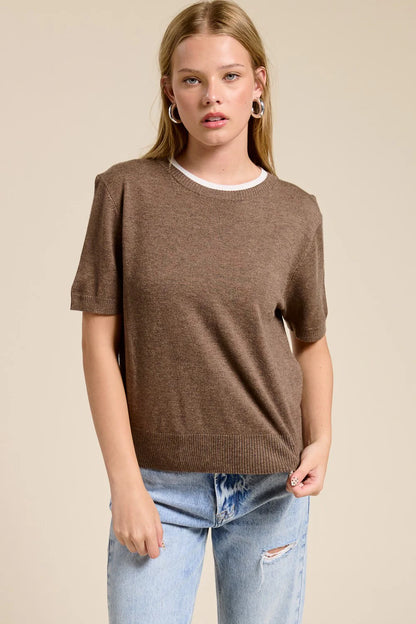 DOUBLE COLLAR TEE IN MOCHA/CREAM FRONT VIEW
