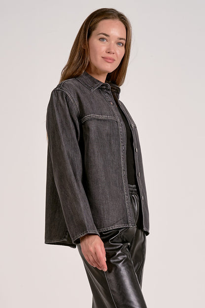 V-NECK COLLAR TOP IN BLACK WASH SIDE VIEW