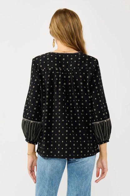 3/4 JACQUARD SPLIT NECK TOP W/ STITCH IN BLACK/TAUPE BACK VIEW