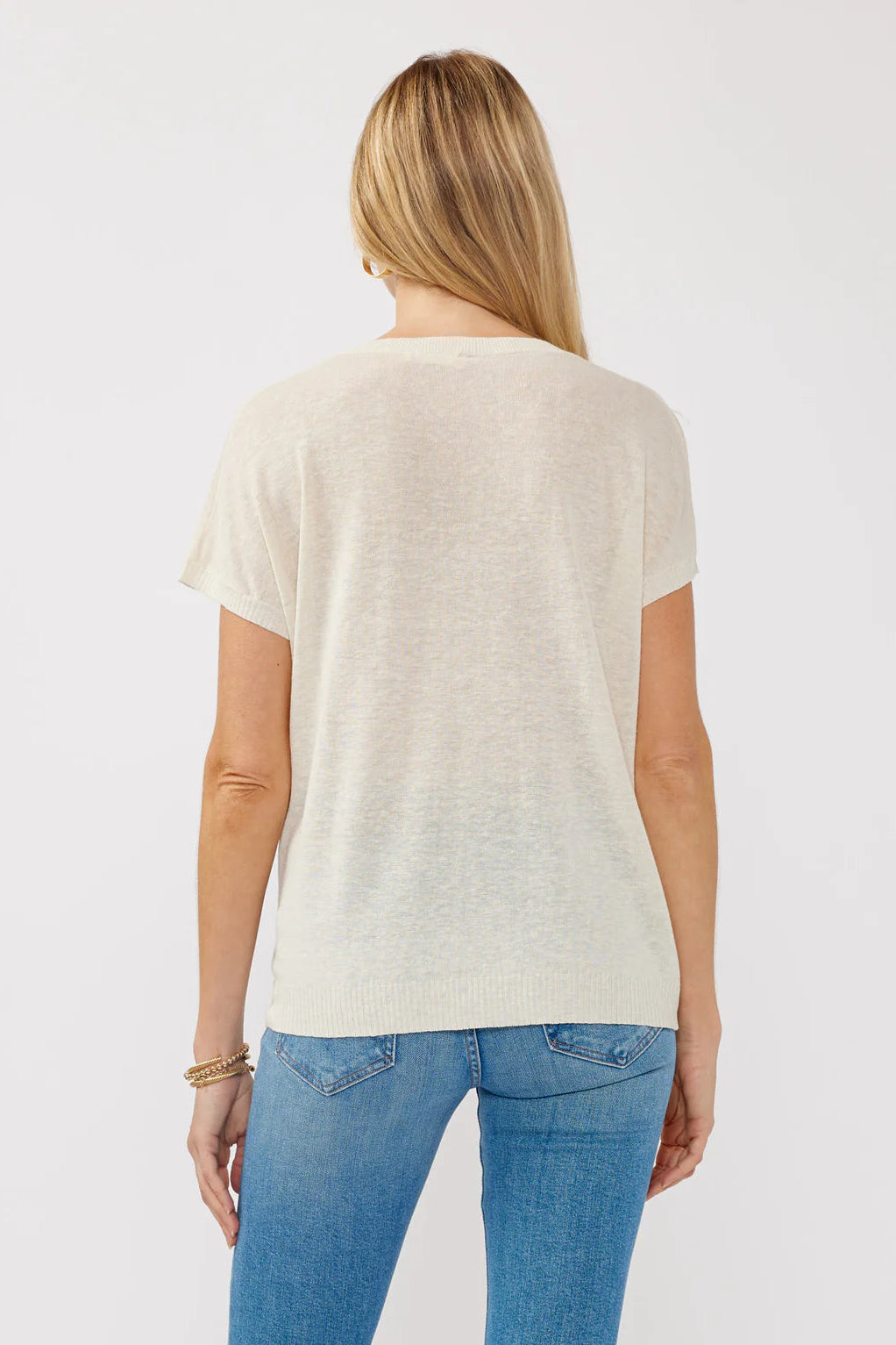 LINEN VISCOSE V-NECK TOP IN VANILLA BACK VIEW