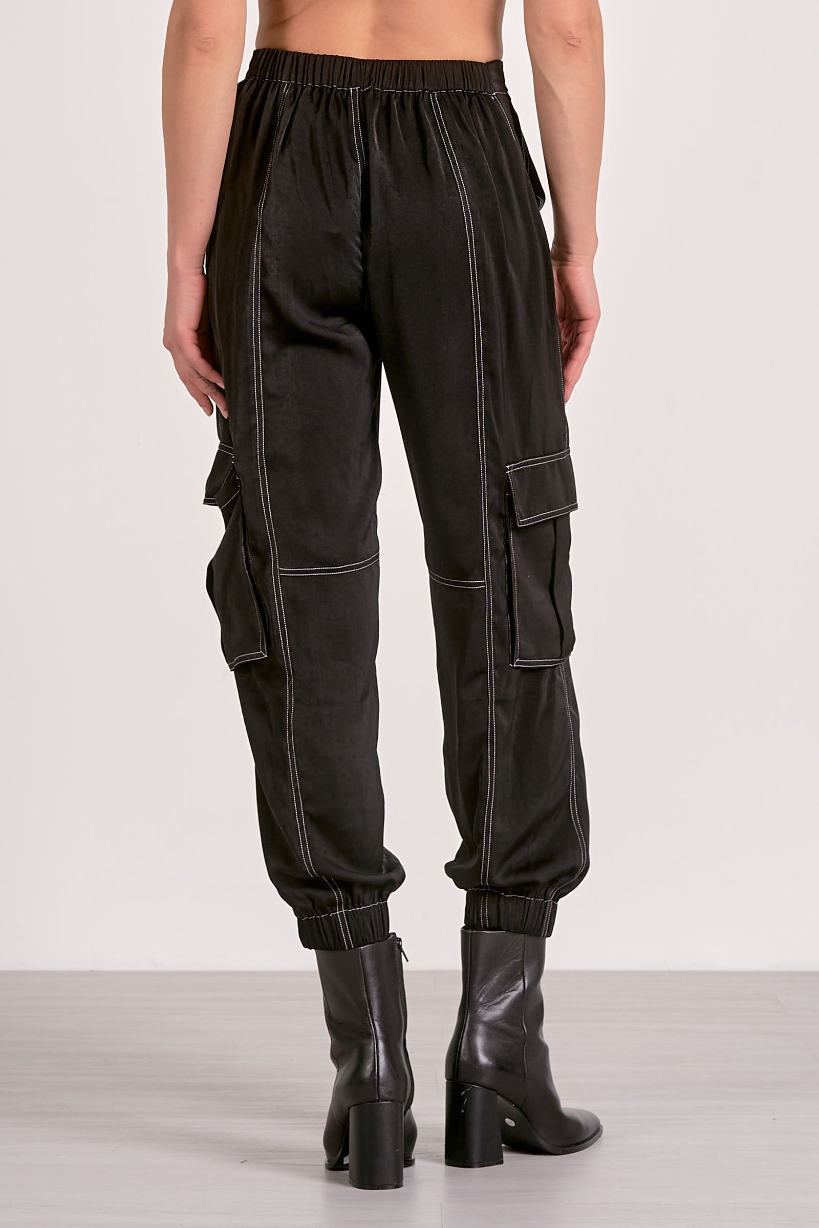CARGO JOGGER PANT IN BLACK BACK VIEW