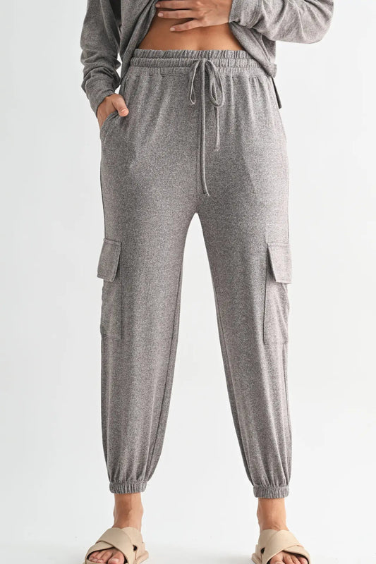 Hacci cargo lounge jogger in espresso front view