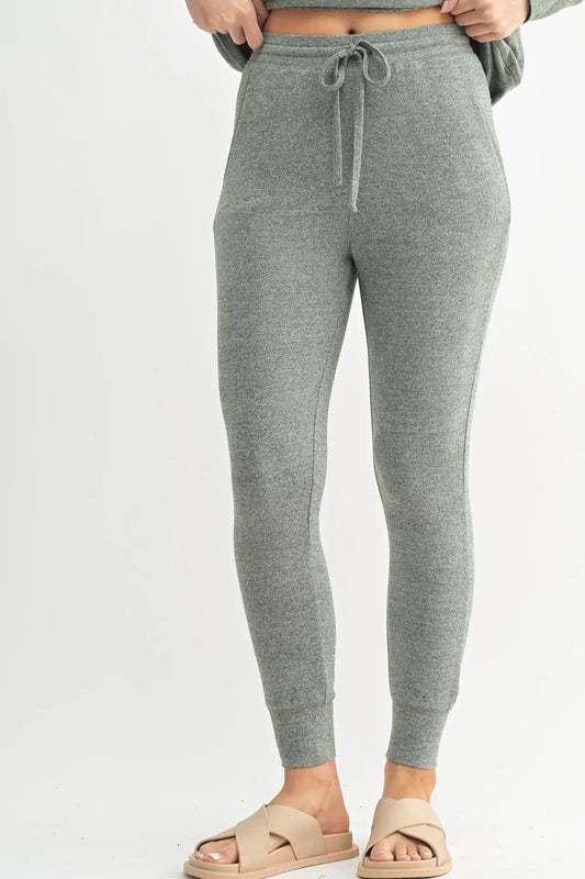 Brushed lounge jogger in urban grey front view