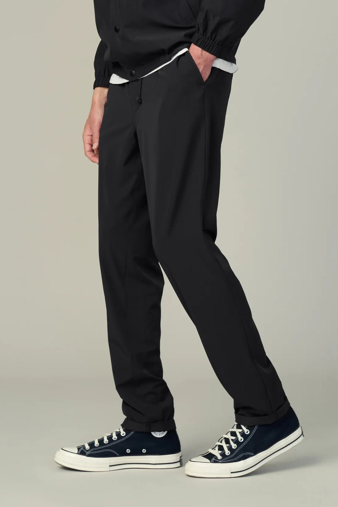 THE LAIRD NYLON PANT IN BLACK SIDE VIEW