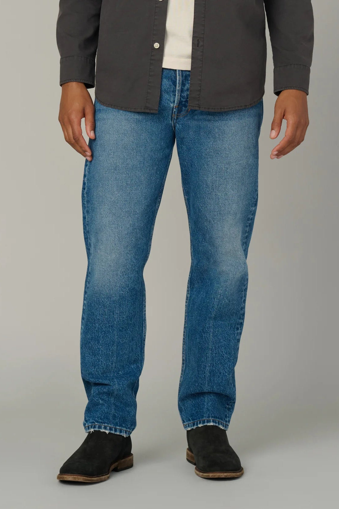 THE JOE 30" INSEAM IN CHAVES FRONT VIEW