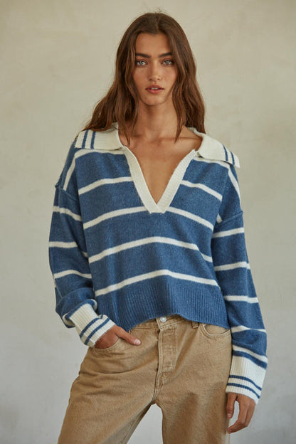 Striped pullover sweater in blue with off-white V-neck rib trim and long sleeves