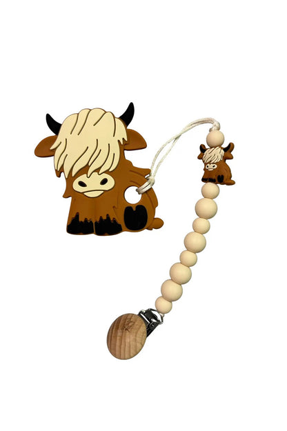 Teether and clip highland cow brown