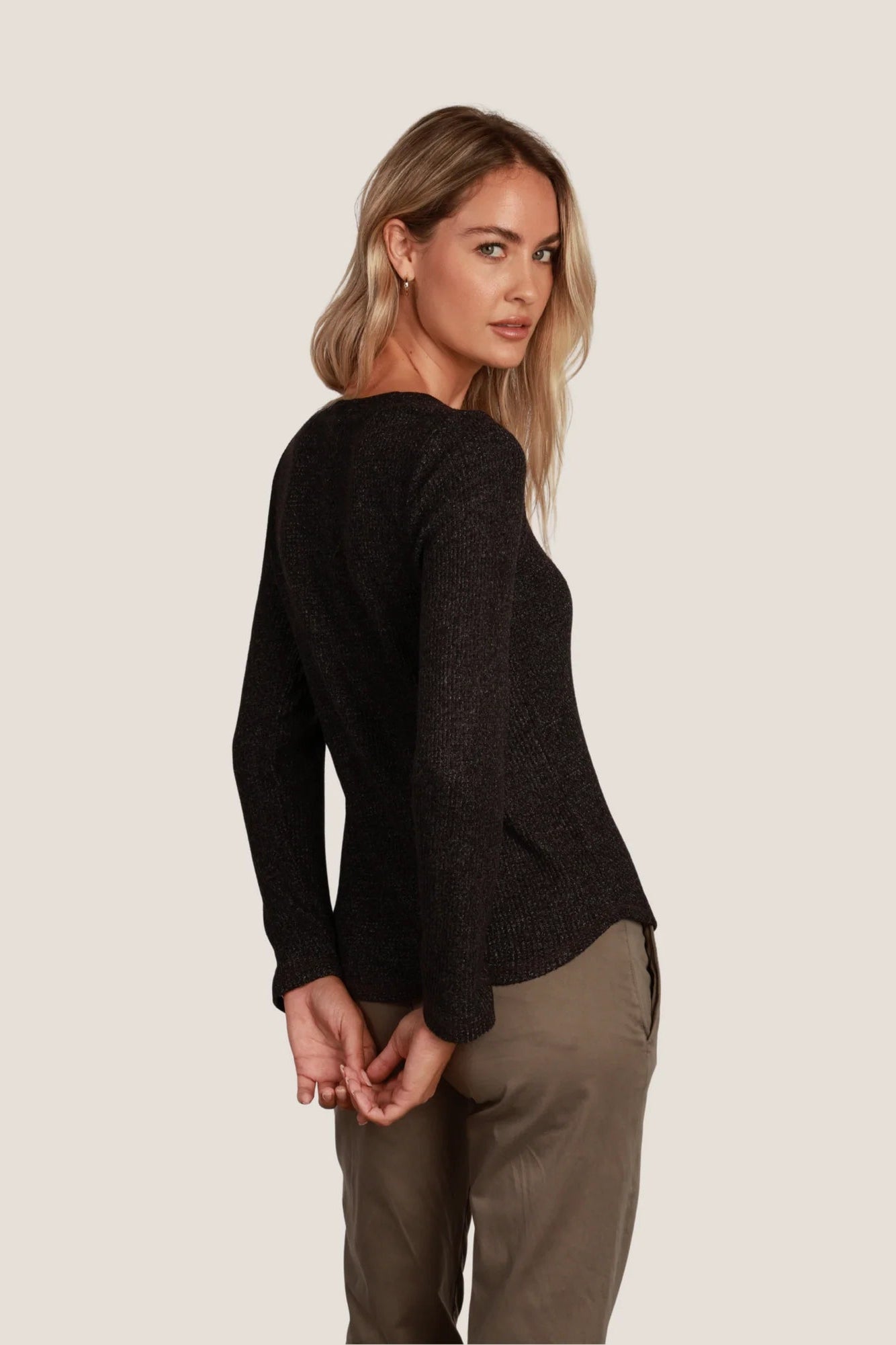BRUSHED WAFFLE SCOOP NECK IN VINTAGE BLACK BACK VIEW