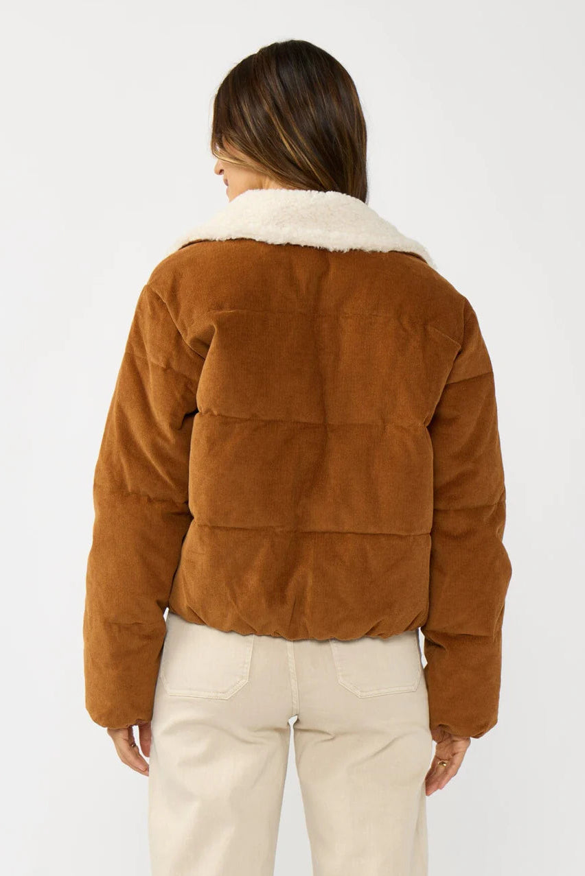 CORDUROY PUFFER JACKET IN CAMEL BACK VIEW