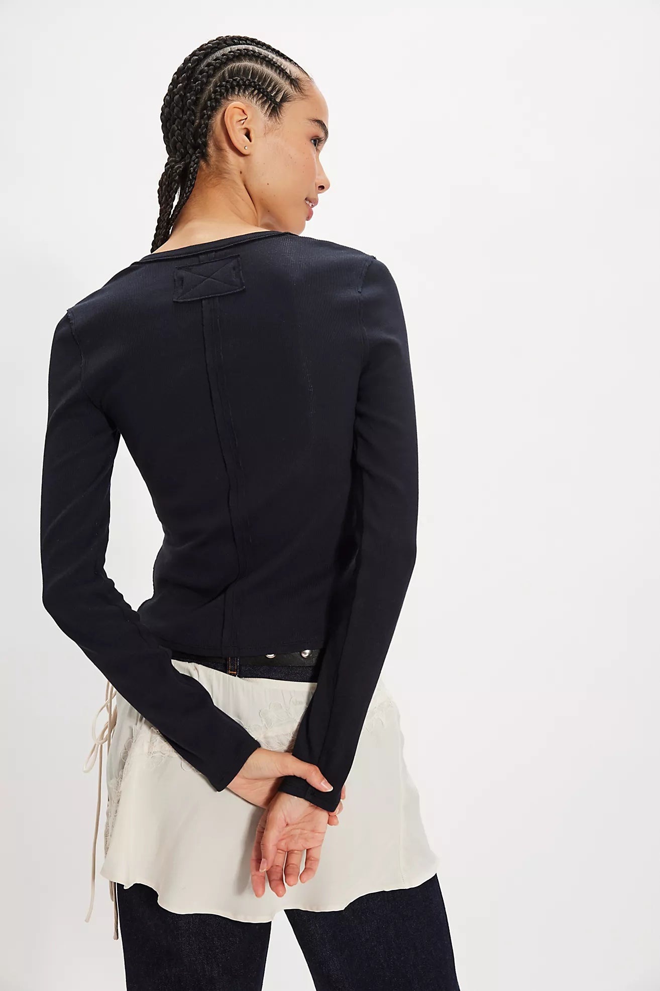 NERIA LONG SLEEVE IN BLACK BACK VIEW