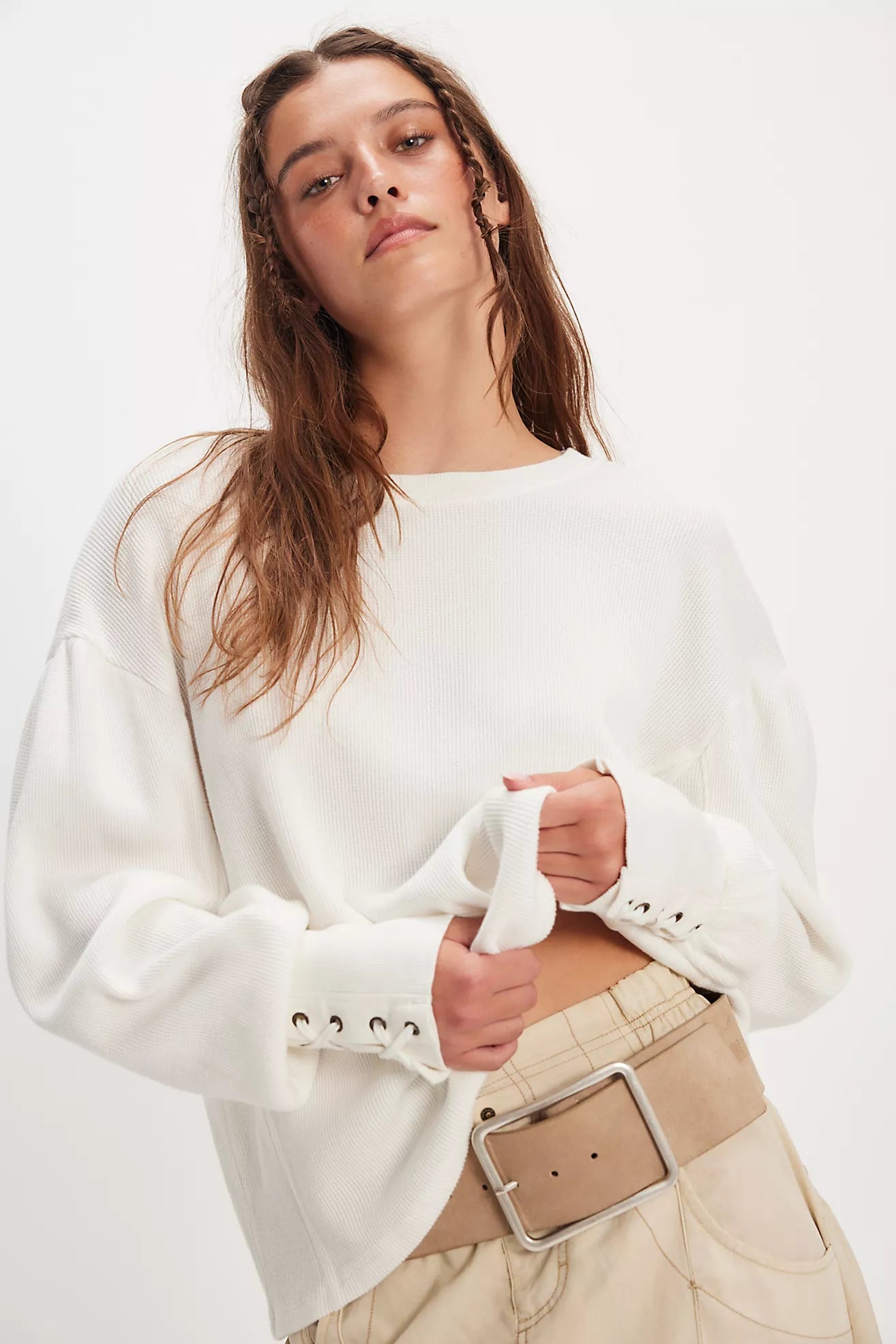 LAPIS CUFF TOP IN CLEAN IVORY FRONT VIEW