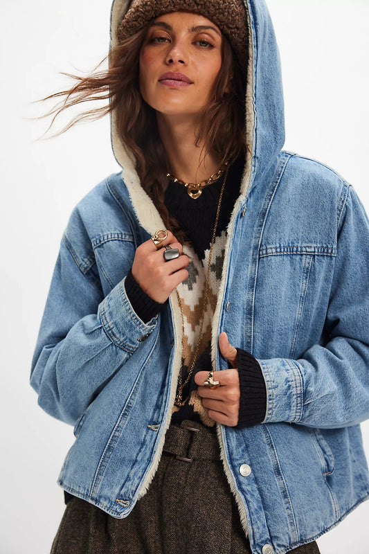 ASHER COZY DENIM JACKET IN SNOWDRIFT WASH FRONT VIEW