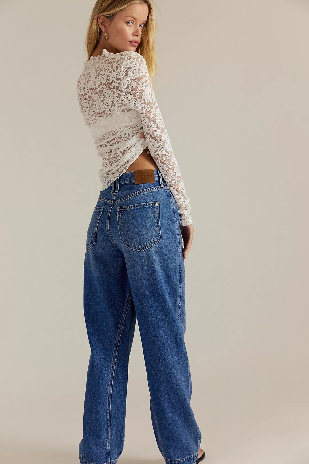 STICK AROUND SLIM CURVE JEAN IN STAY FOR THE MORNING BACK VIEW