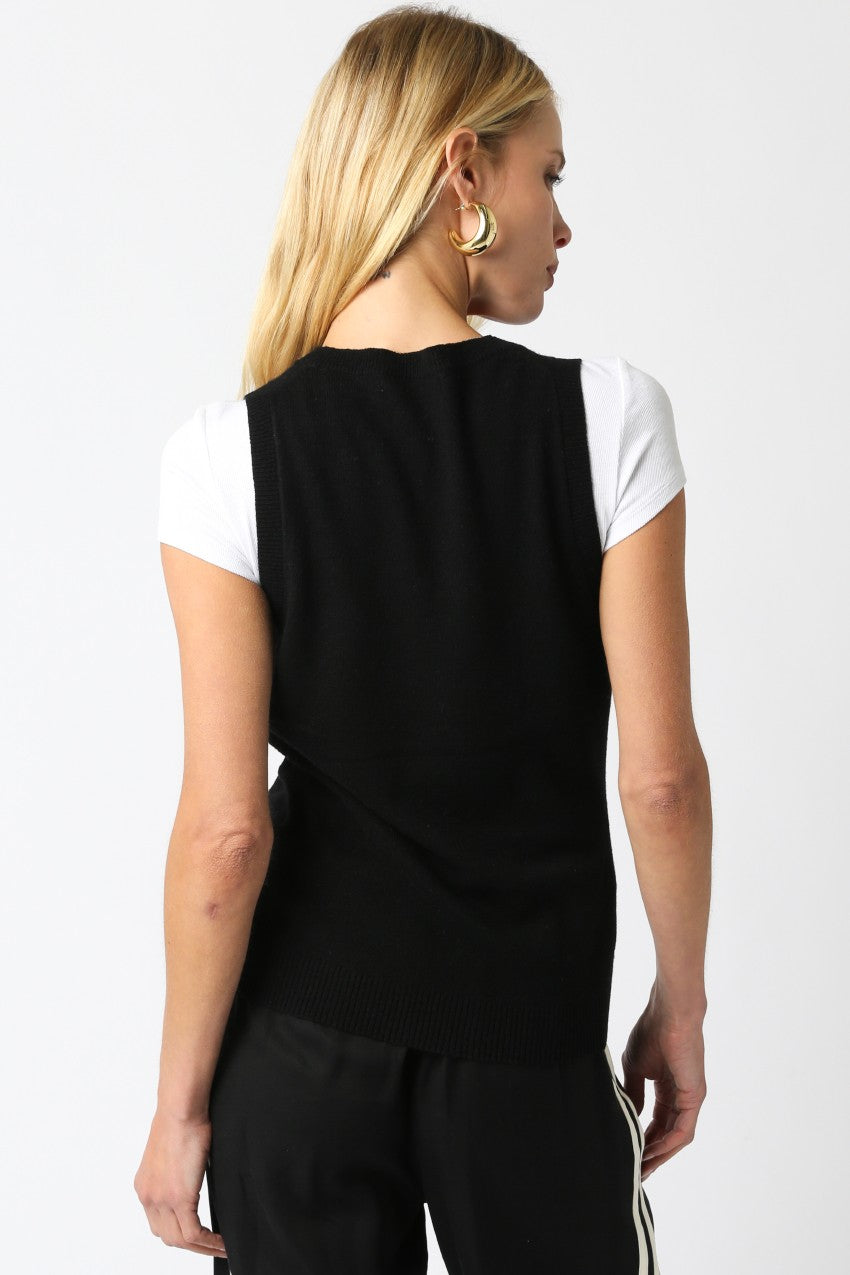 Sena knit vest in black back view