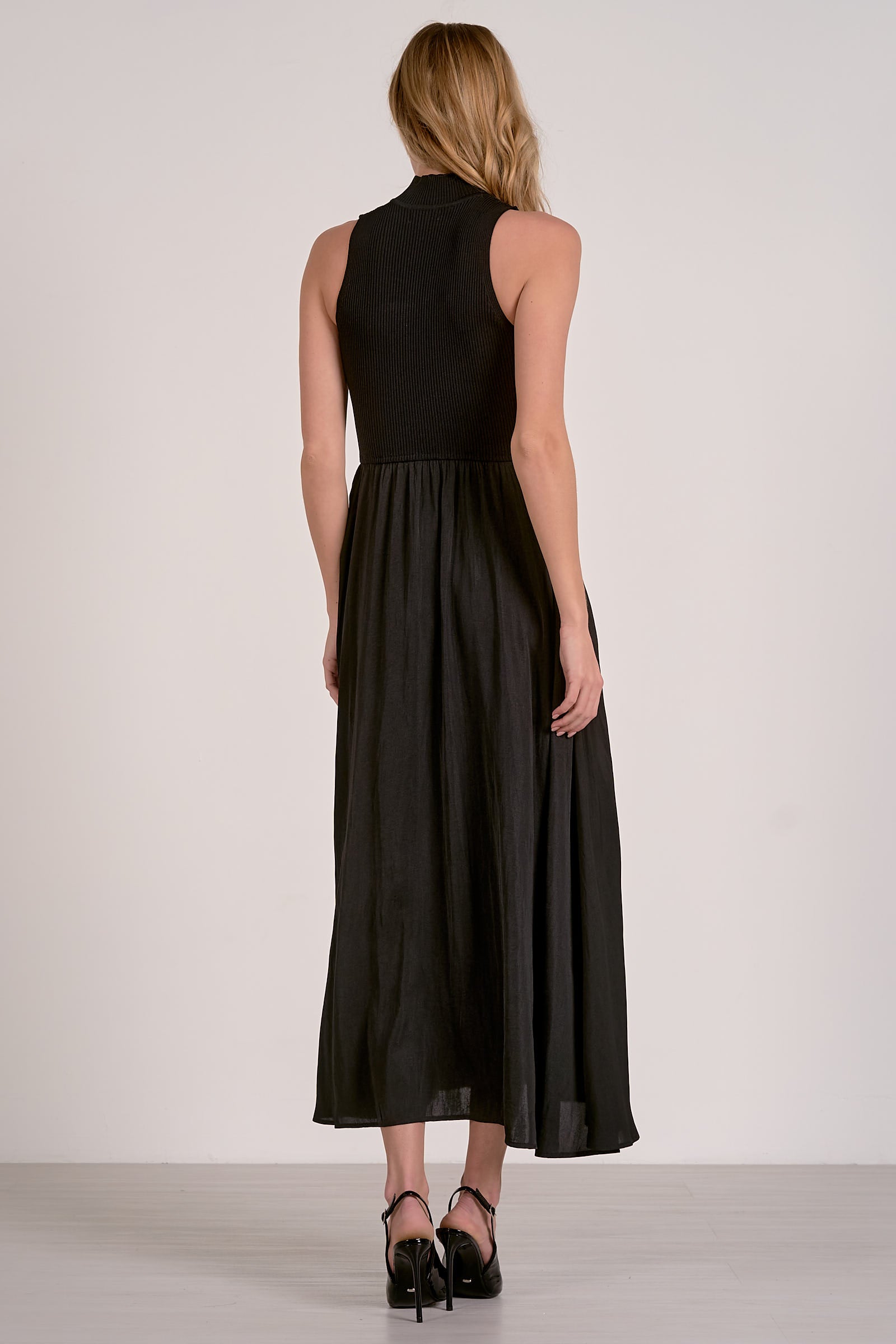 MOCK NECK SLEEVELESS MAXI IN BLACK BACK VIEW