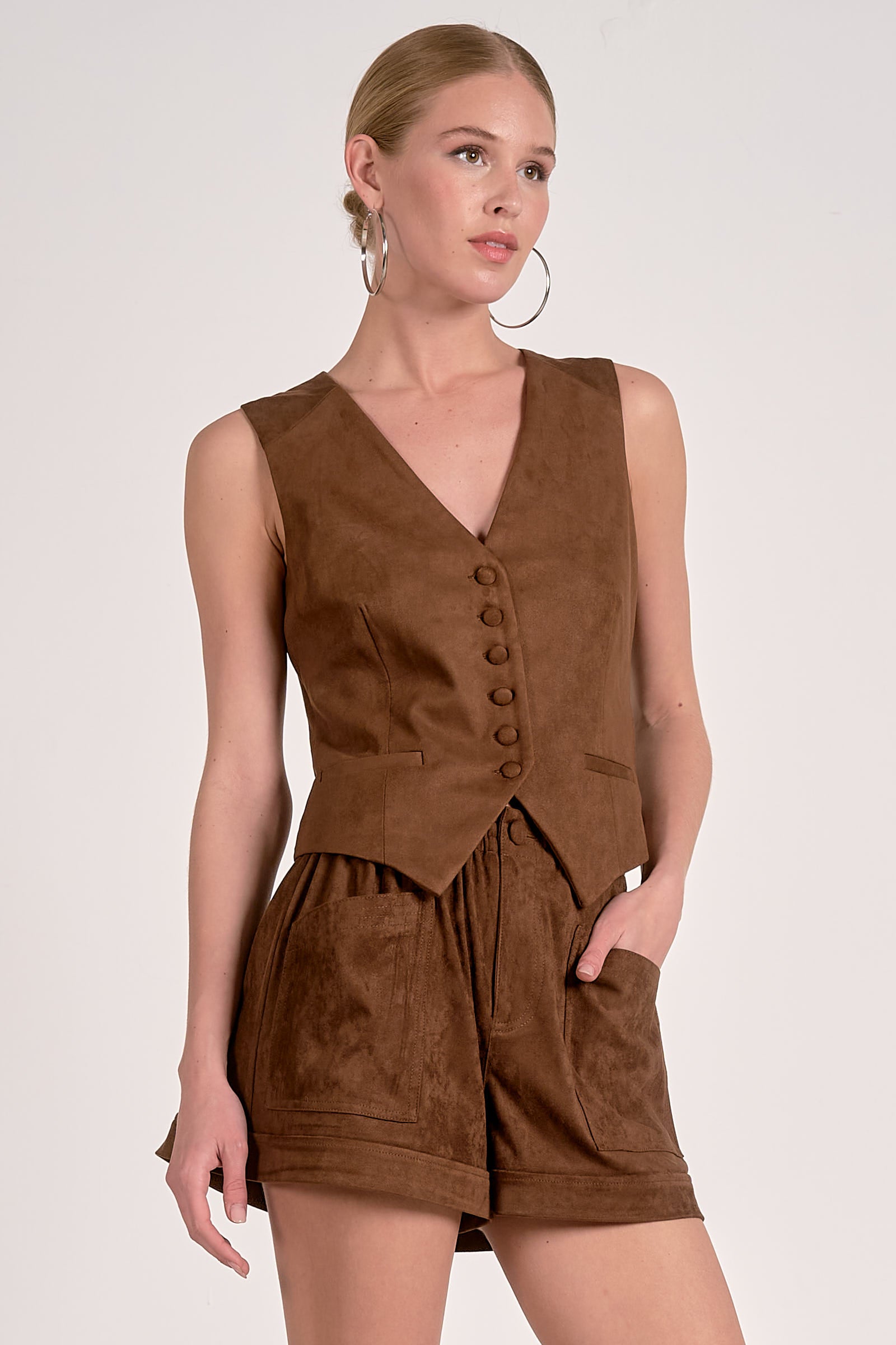 BUTTON DOWN V-NECK VEST IN CHOCOLATE FRONT VIEW