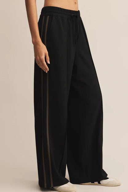 SAUNDER TRACK PANT IN BLACK SIDE VIEW