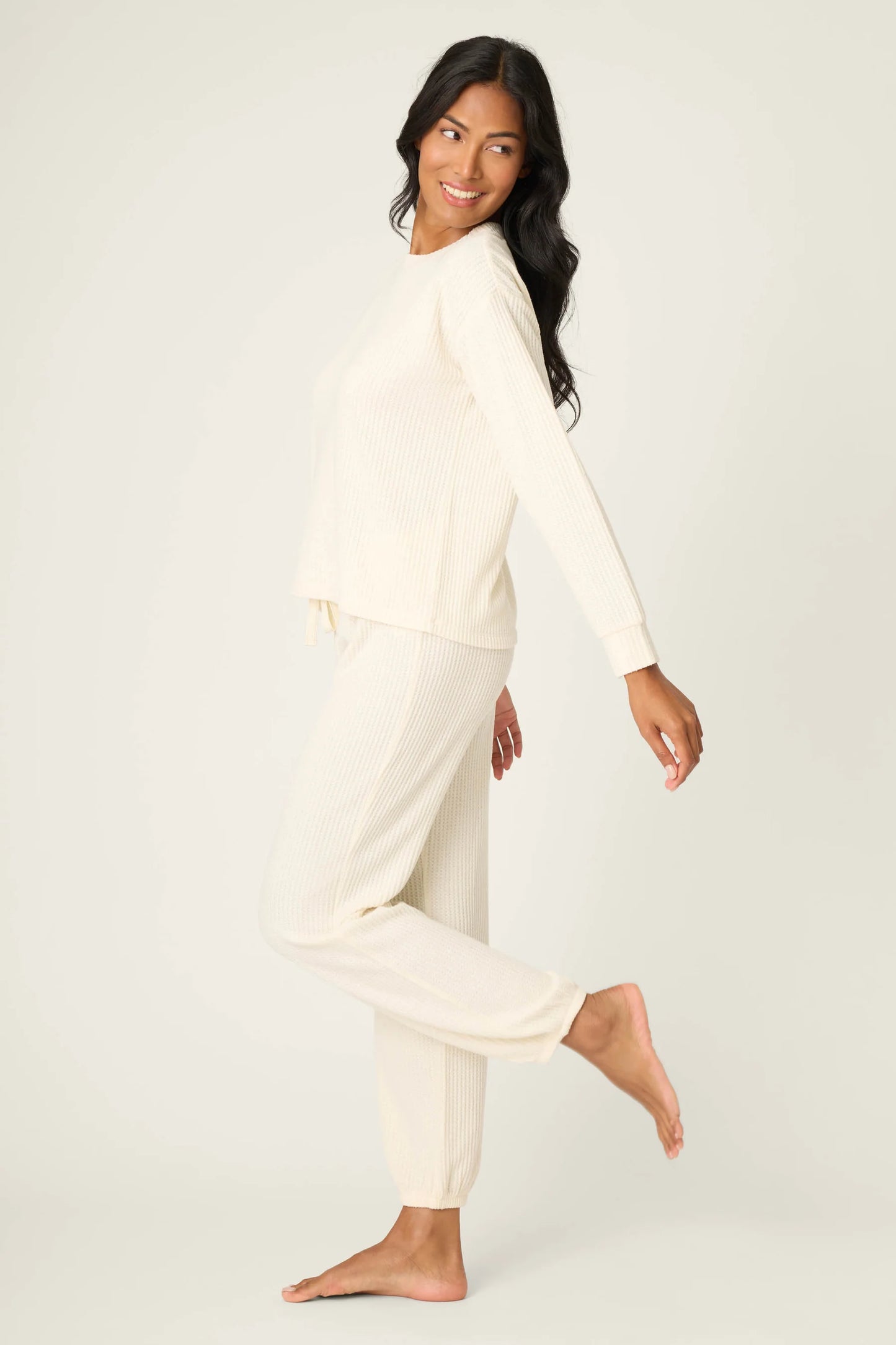 FIRESIDE SPARKLE PJ SET IN NATURAL SIDE VIEW