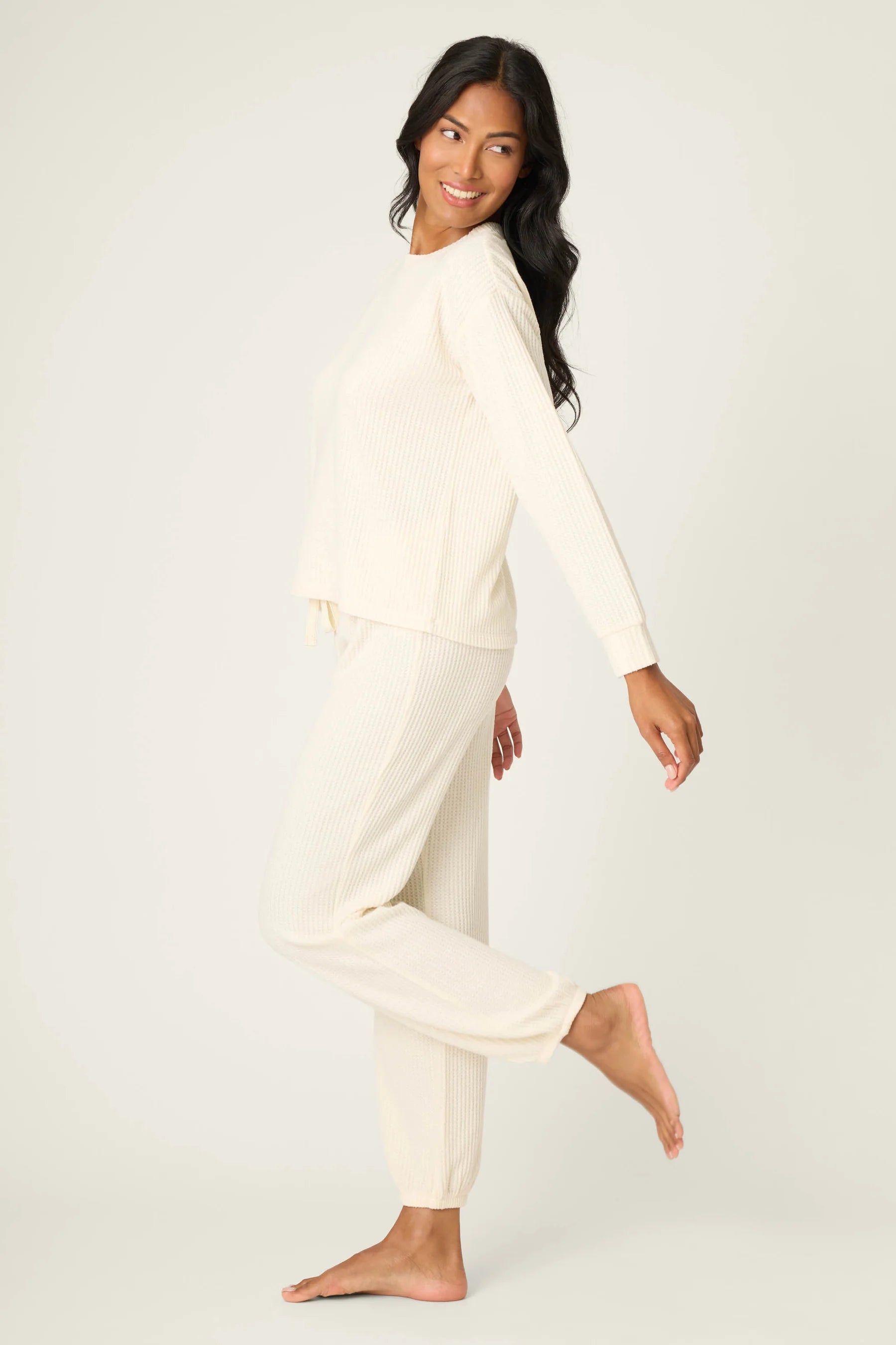 FIRESIDE SPARKLE PJ SET IN NATURAL SIDE VIEW