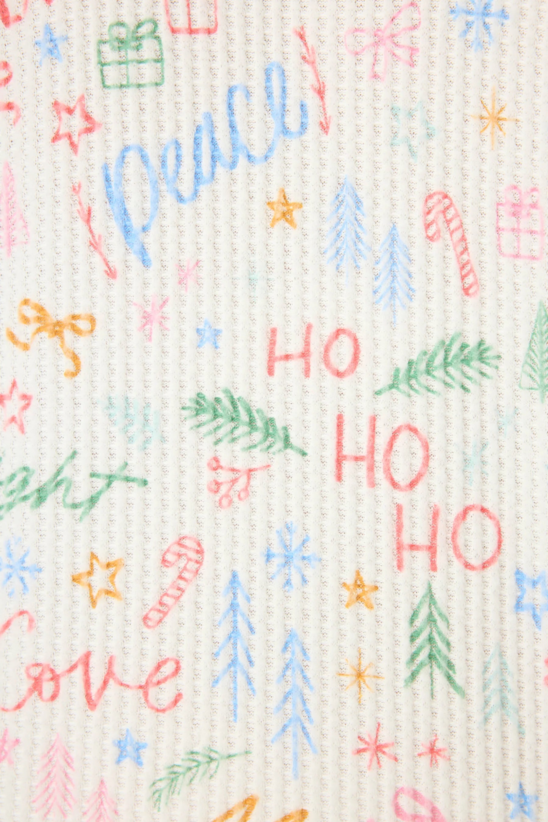 SKI JAMMIE CLASSICS PJ SET IN IVORY DETAIL VIEW