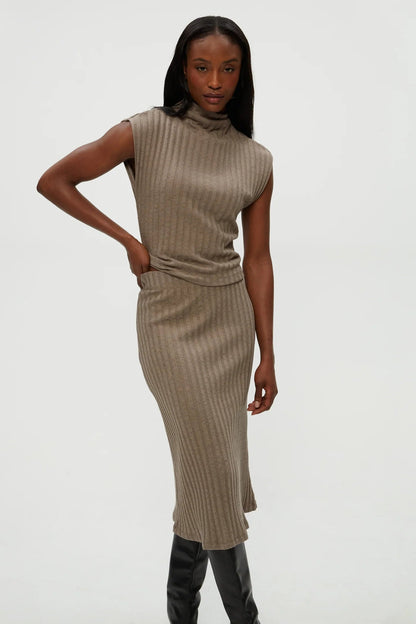 SHANIA MIDI SKIRT IN COBBLESTONE FRONT VIEW