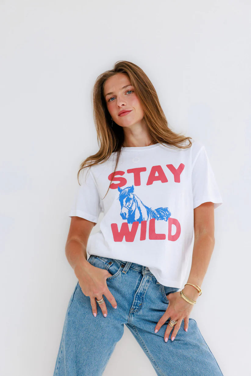 Everyday tee "stay wild" with horse in white