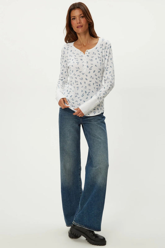 REGAN PRINTED HENLEY IN WHITE FRONT VIEW