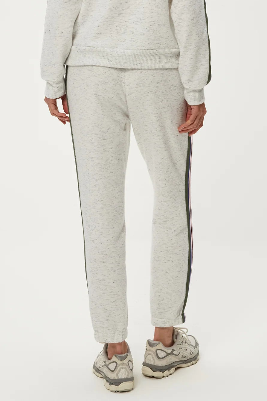 DANI JOGGER IN CHALK BACK VIEW