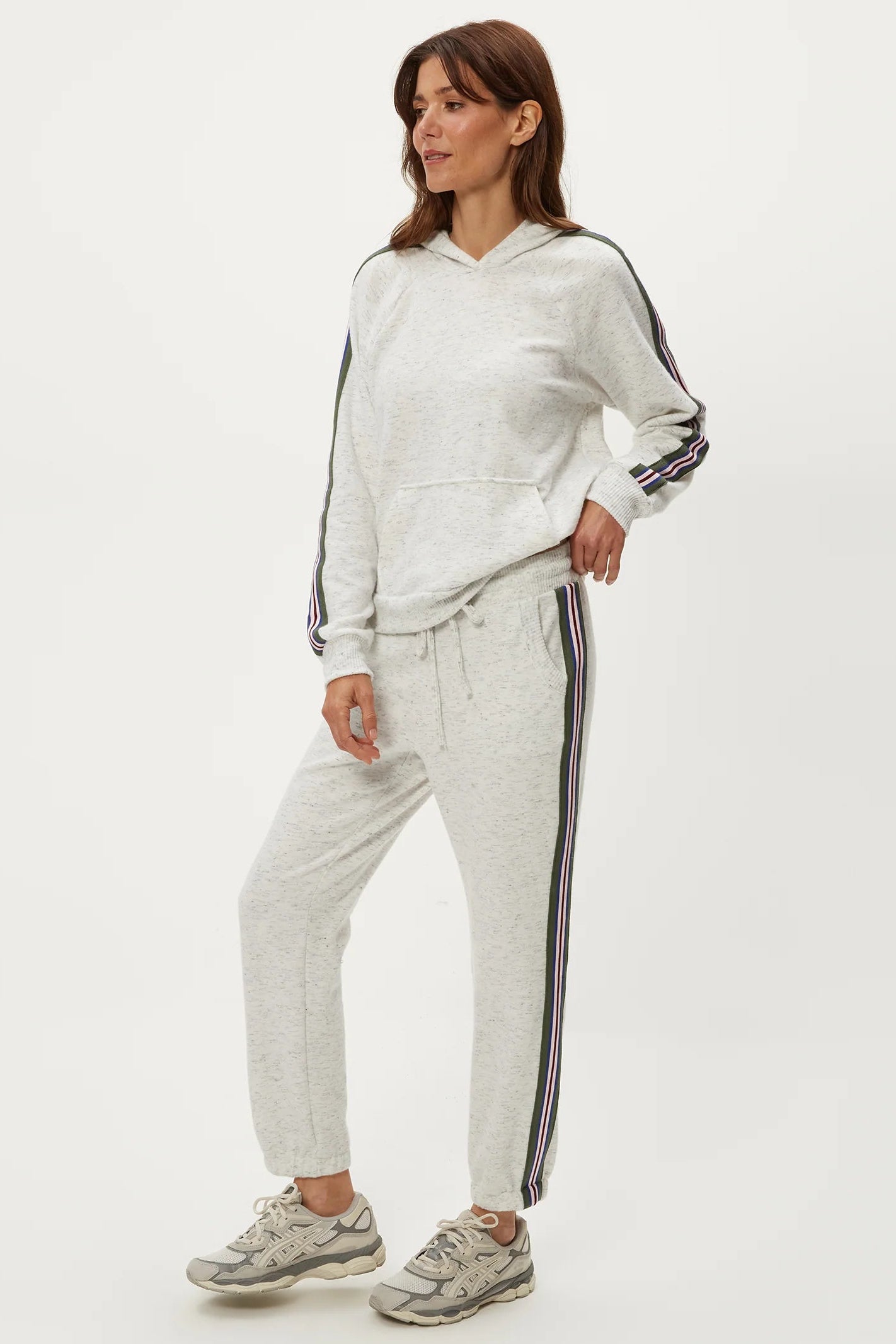 DANI JOGGER IN CHALK FRONT VIEW