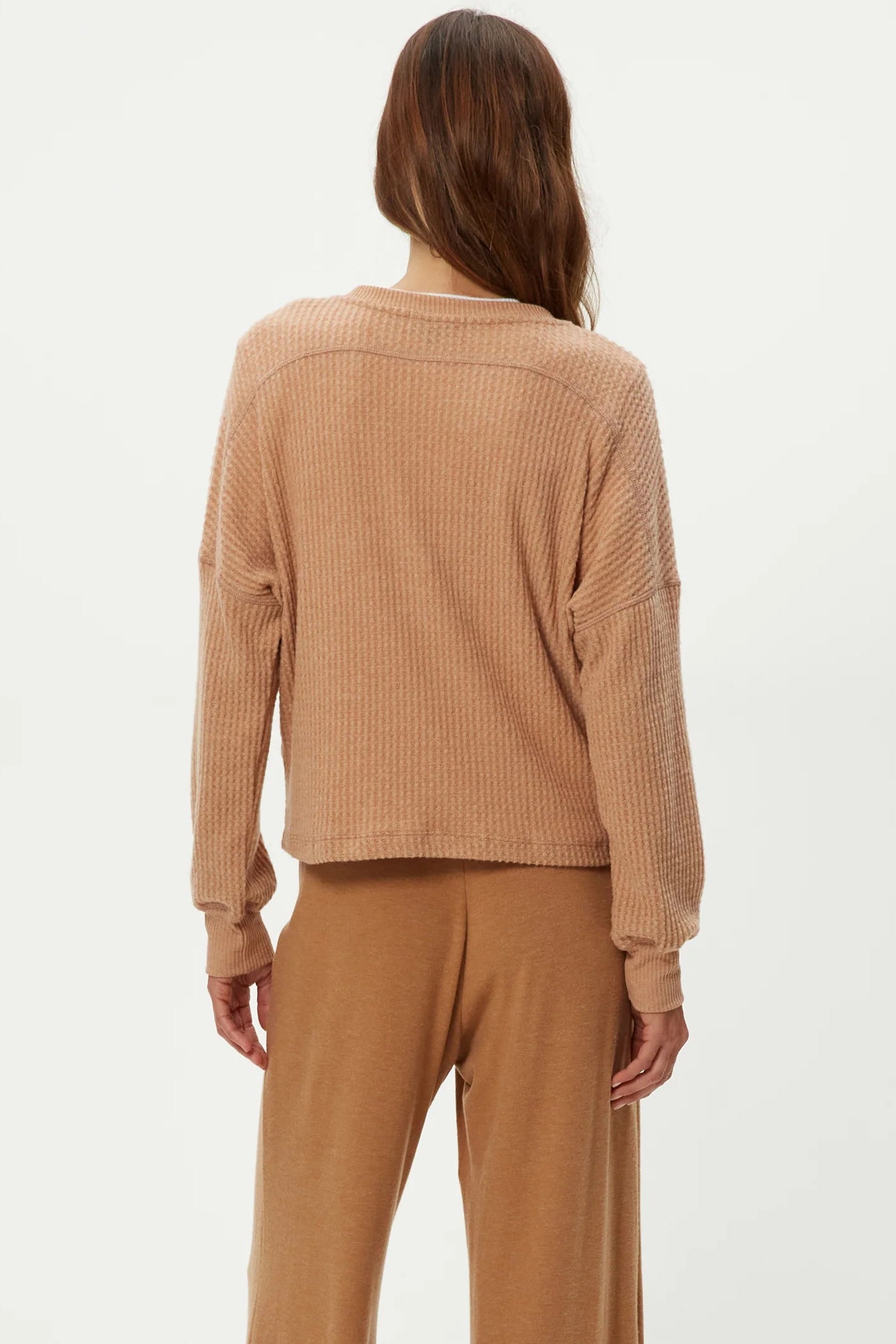 SALMA LONG SLEEVE V-NECK IN CUMIN BACK VIEW