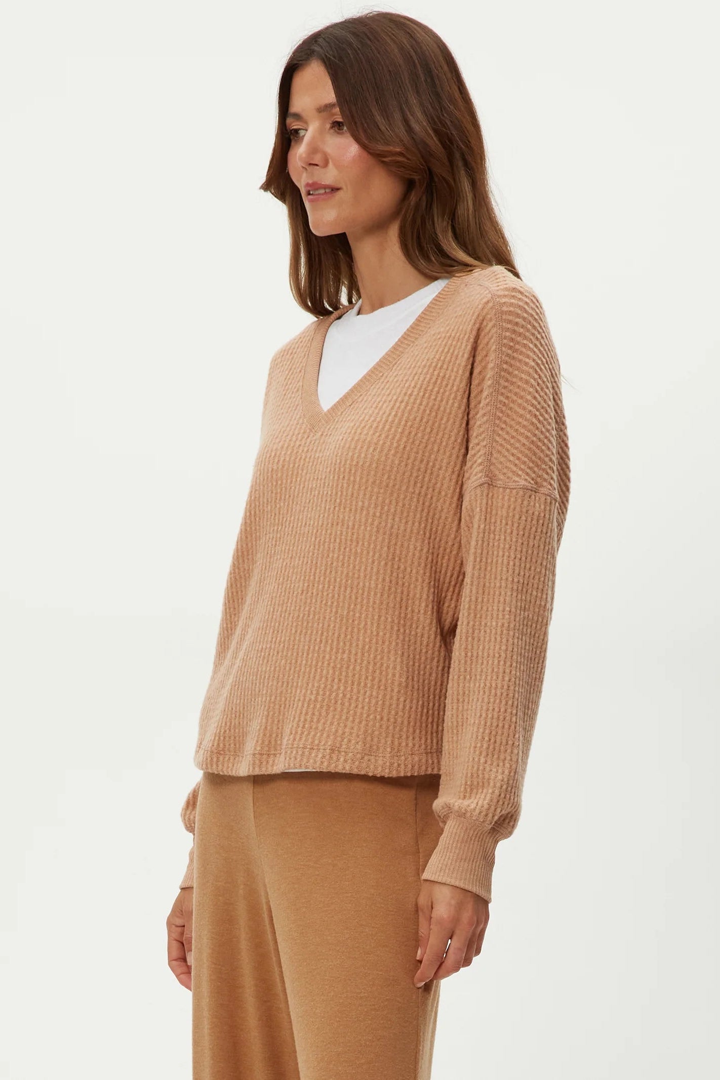 SALMA LONG SLEEVE V-NECK IN CUMIN SIDE VIEW