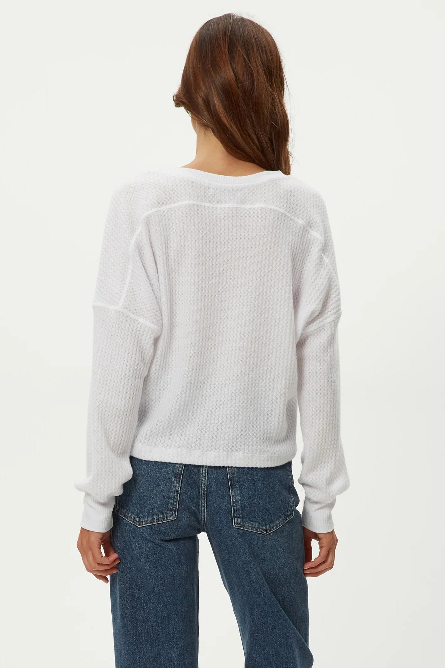 SALMA LONG SLEEVE V-NECK IN WHITE BACK VIEW