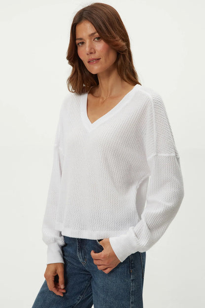 SALMA LONG SLEEVE V-NECK IN WHITE FRONT VIEW