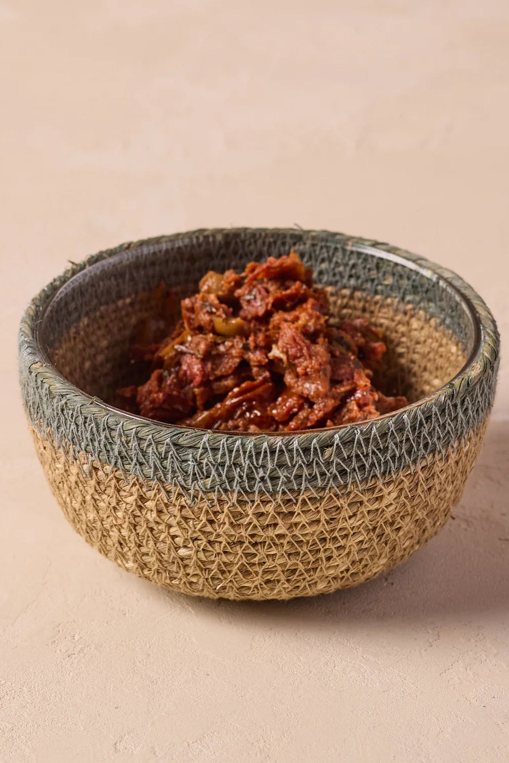 HYDRA WOVEN SEAGRASS BOWL IN SEAFOAM