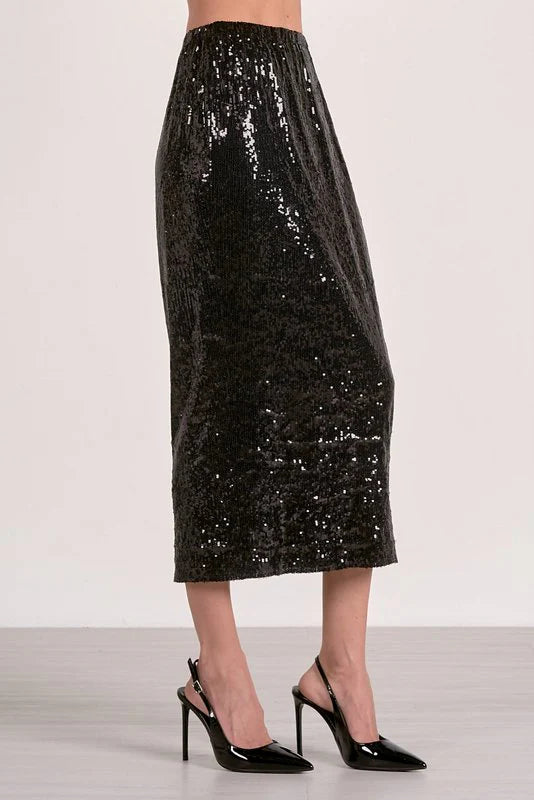 MAXI SKIRT IN BLACK SIDE VIEW