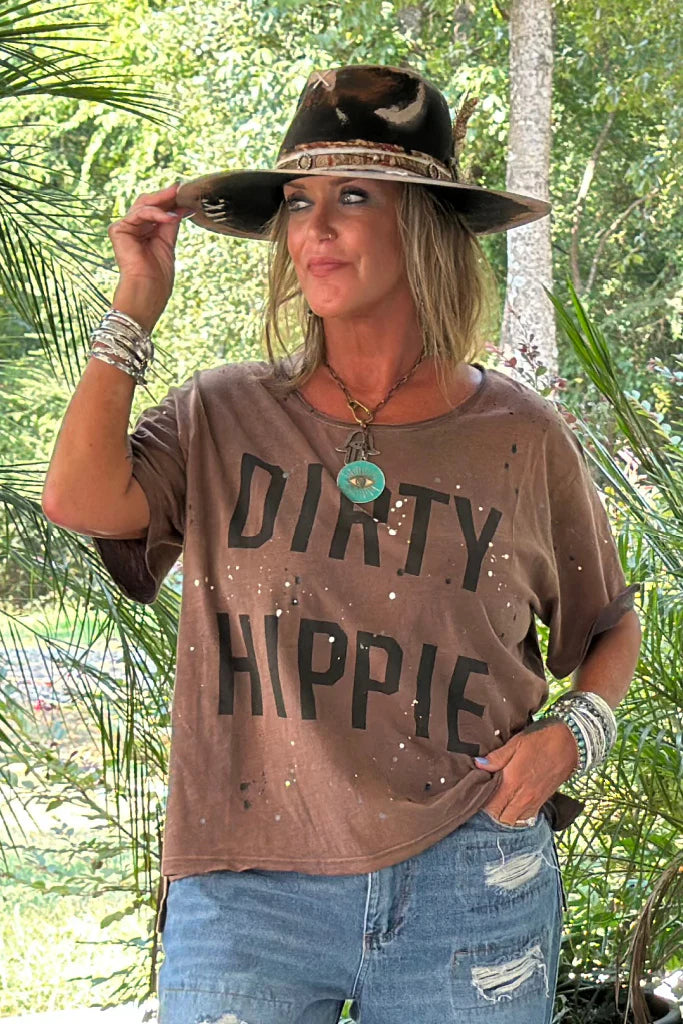 DIRTY HIPPIE TEE IN VINTAGE RAISIN FRONT VIEW